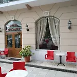 Diethnes Hotel *