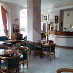 Diethnes * Larissa