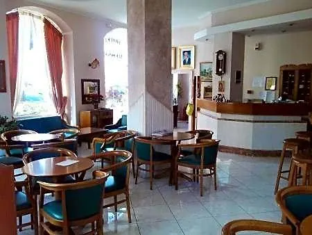 διεθνές Ξενοδοχείο Λάρισα